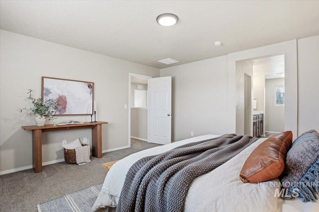 561 S Bangor Way, Nampa, ID 83687