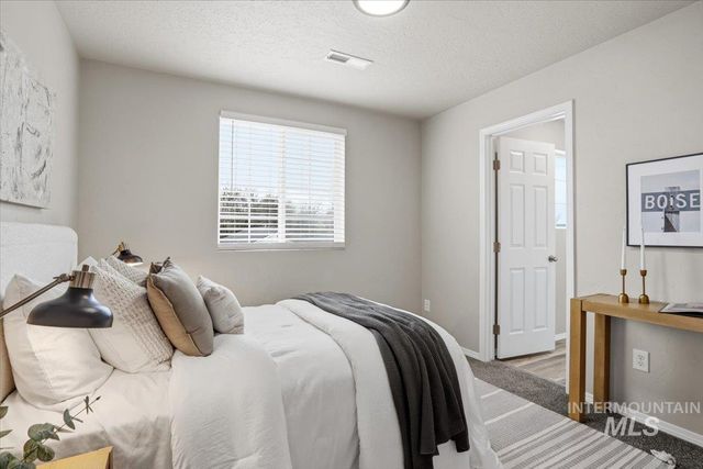 561 S Bangor Way, Nampa, ID 83687