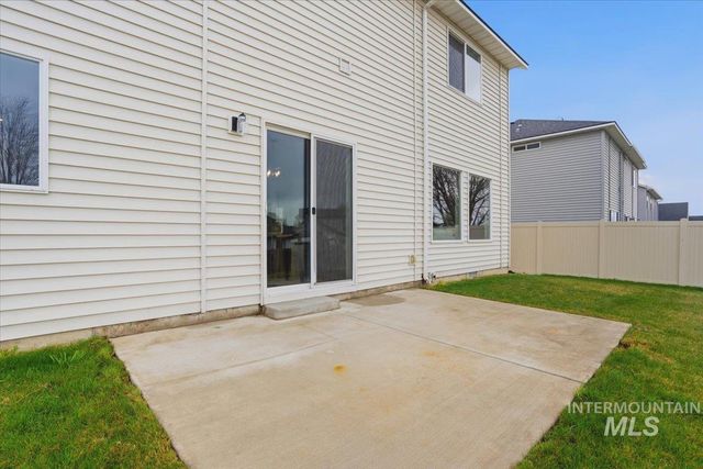 561 S Bangor Way, Nampa, ID 83687