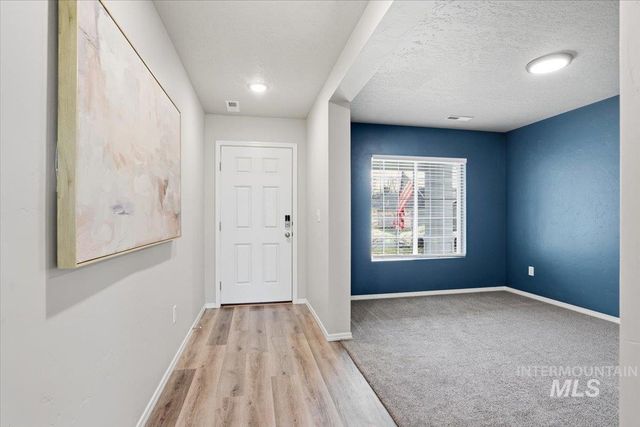 561 S Bangor Way, Nampa, ID 83687