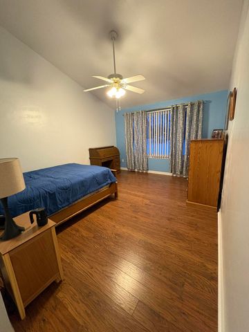 23739 N Park Drive, New Boston, MI 48164