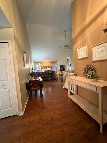 23739 N Park Drive, New Boston, MI 48164