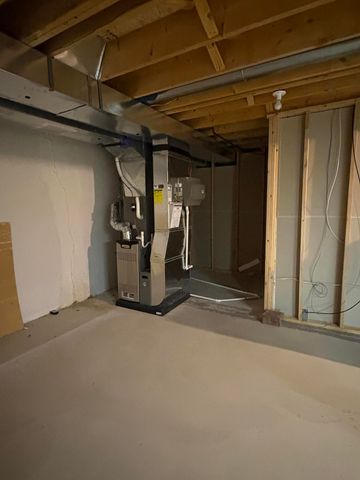 23739 N Park Drive, New Boston, MI 48164