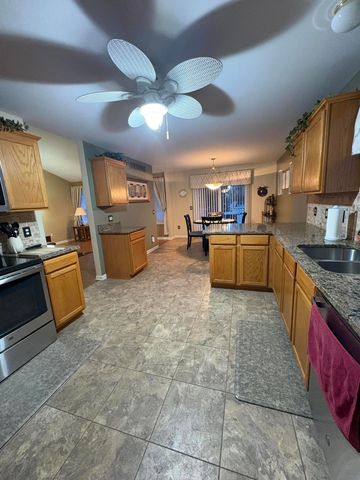 23739 N Park Drive, New Boston, MI 48164