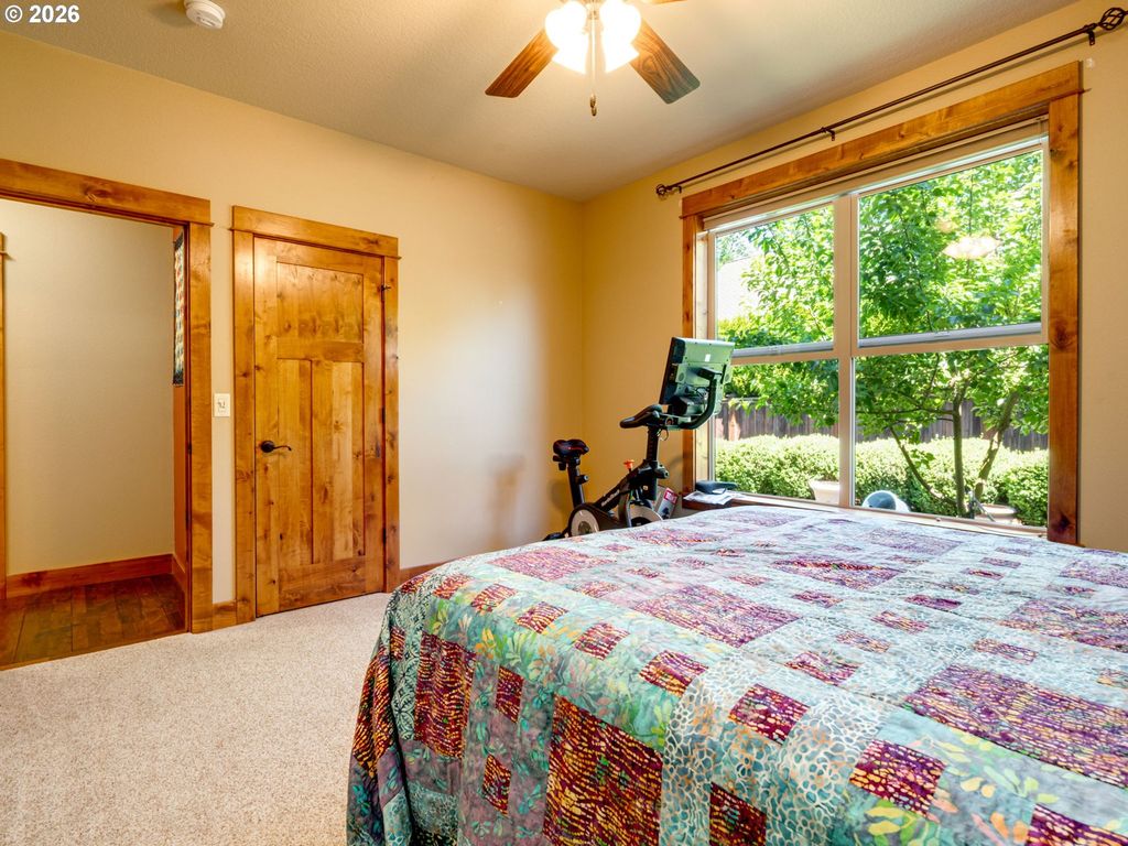 Image 30 of property listing at 1697 Nw EMERSON Ct, Mc Minnville, OR 97128