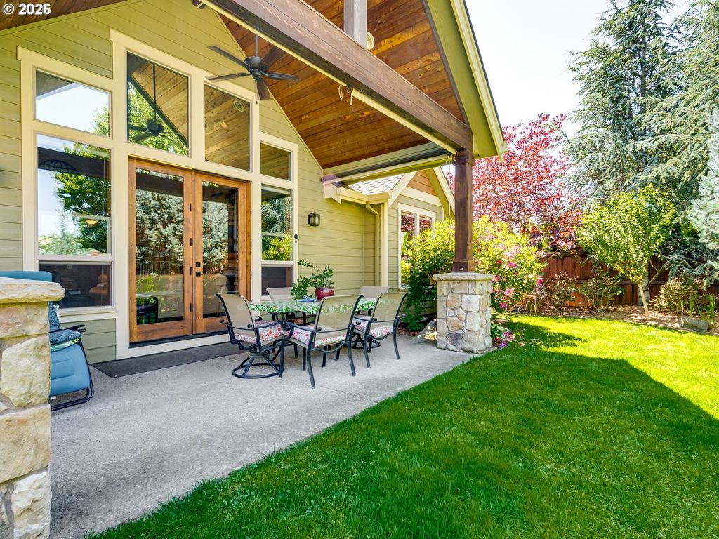 Image 37 of property listing at 1697 Nw EMERSON Ct, Mc Minnville, OR 97128