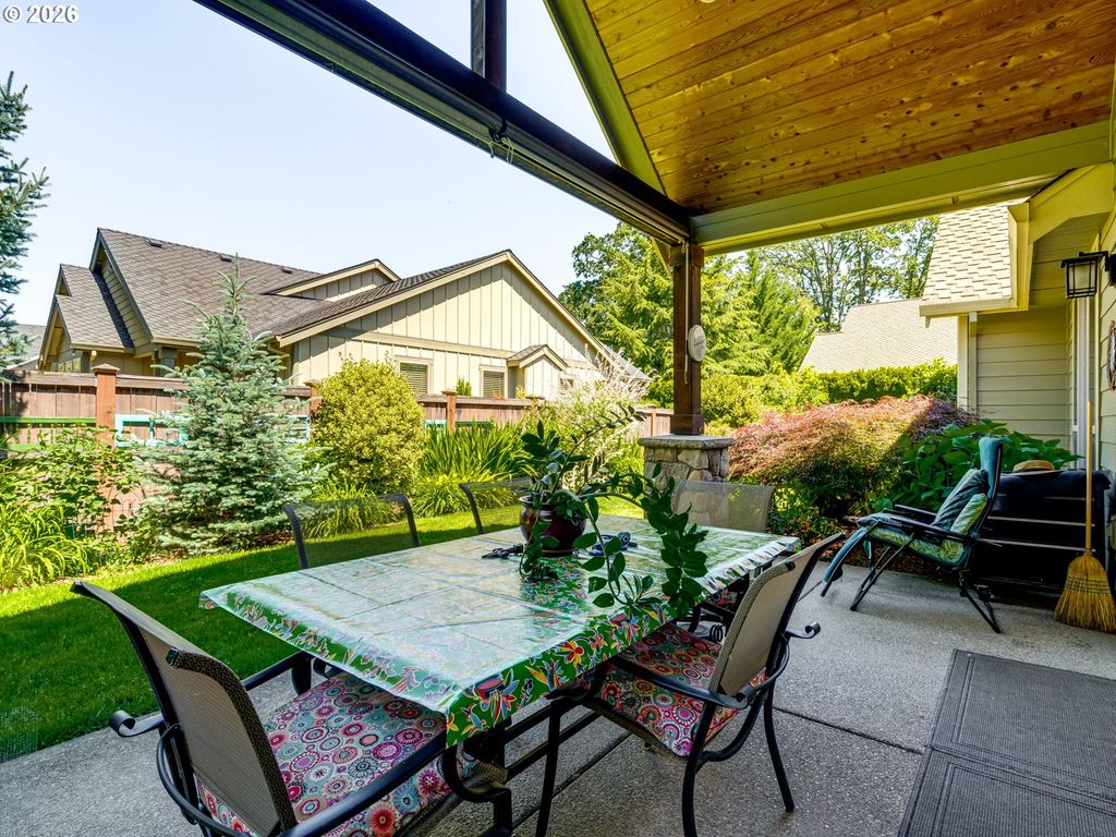 Image 39 of property listing at 1697 Nw EMERSON Ct, Mc Minnville, OR 97128