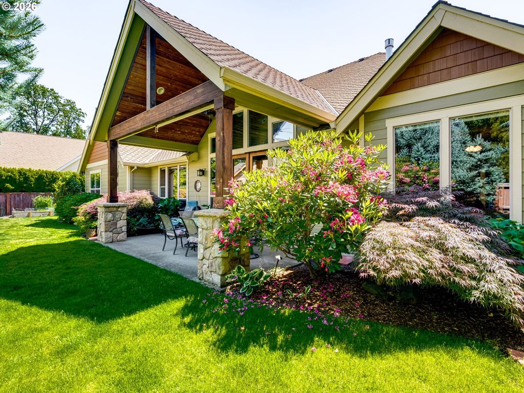 Image 46 of property listing at 1697 Nw EMERSON Ct, Mc Minnville, OR 97128