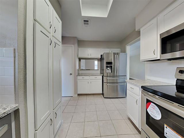 16007 Brookford Drive, Houston, TX 77059