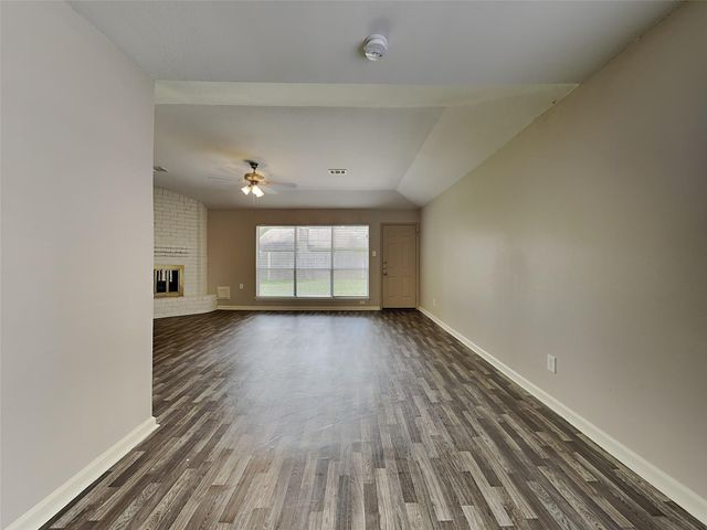 16007 Brookford Drive, Houston, TX 77059