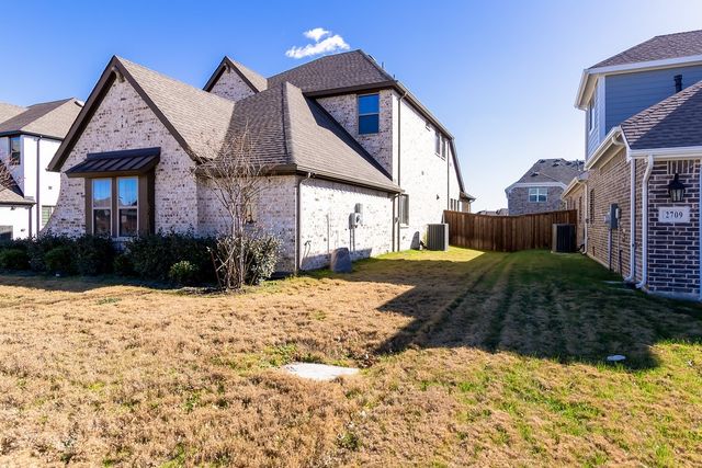 2711 Trinity Ridge Street, Mansfield, TX 76063