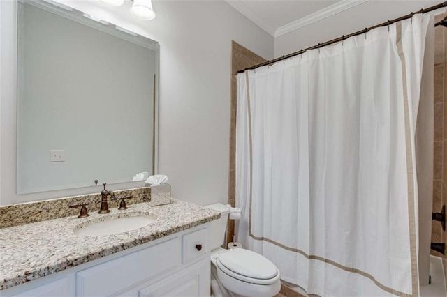 6226 Random Winds Bluff, Gainesville, GA 30506