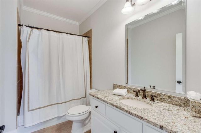 6226 Random Winds Bluff, Gainesville, GA 30506