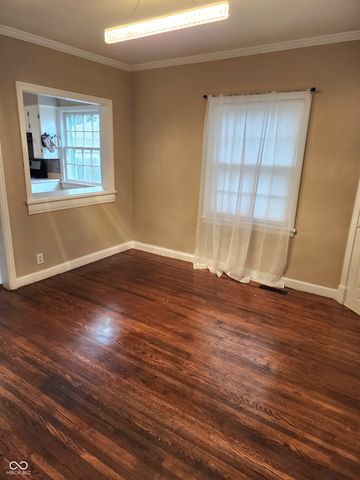 1512 Grand Avenue, Columbus, IN 47201