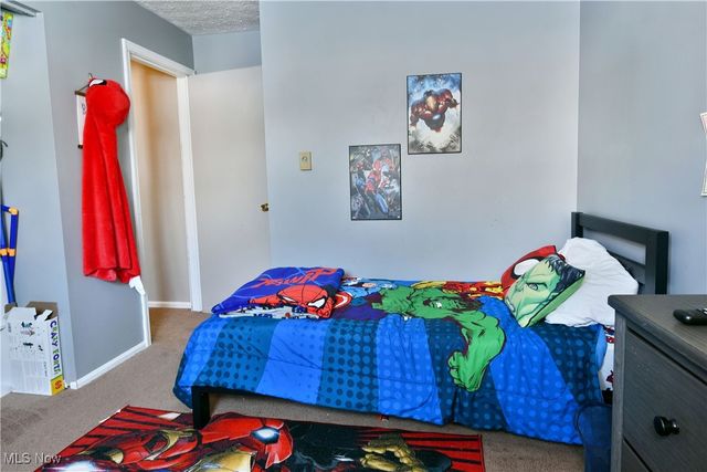 3123 Malibu Drive SW, Warren, OH 44481