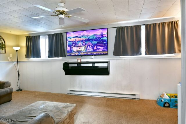 3123 Malibu Drive SW, Warren, OH 44481