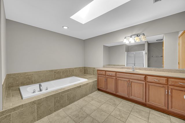 6257 Kallsen Drive 3, Tinley Park, IL 60477