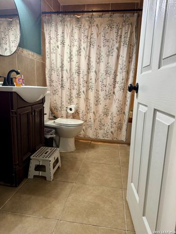 275 Lansing, San Antonio, TX 78207