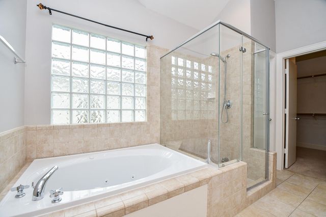 3715 Main Plaza Drive, Houston, TX 77025