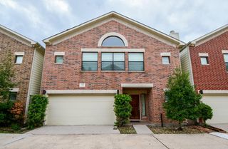 3715 Main Plaza Drive, Houston, TX 77025