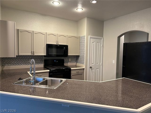 1190 Stormy Valley Road, Las Vegas, NV 89123