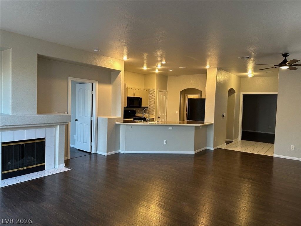 1190 Stormy Valley Road, Las Vegas, NV 89123