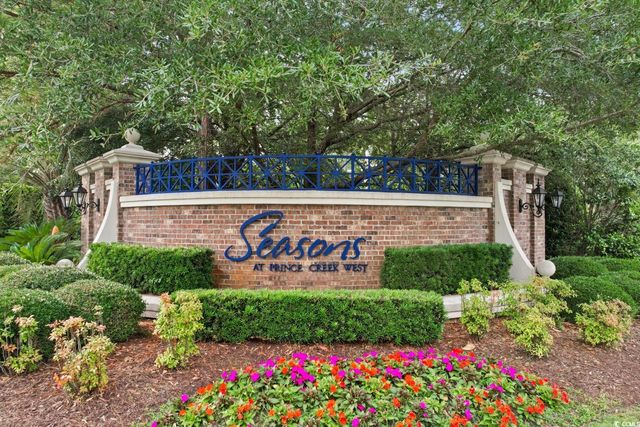 821 LaQuinta Loop, Murrells Inlet, SC 29576