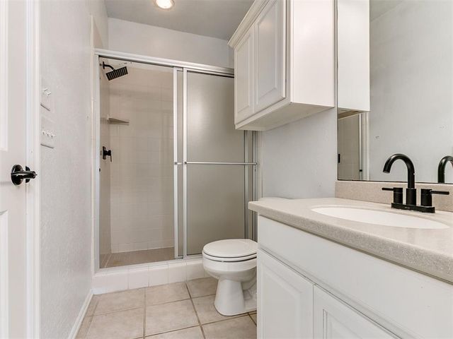 4013 NE 137th Street, Edmond, OK 73013