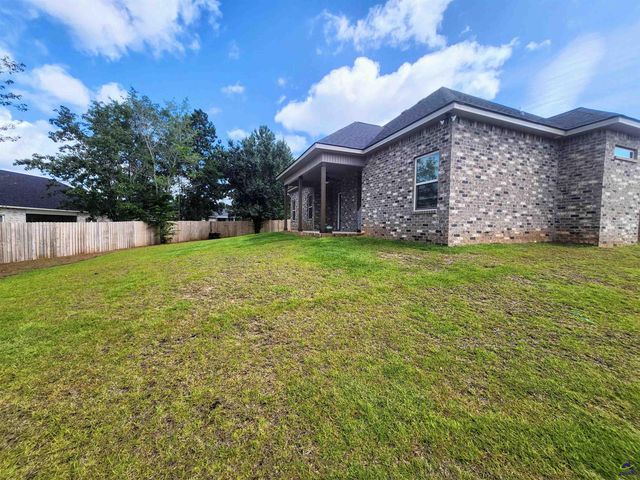 109 Raspberry Trail, Perry, GA 31069