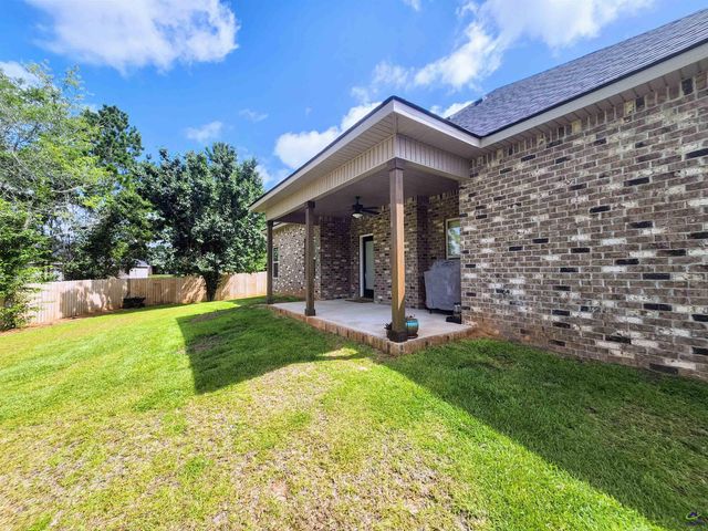 109 Raspberry Trail, Perry, GA 31069