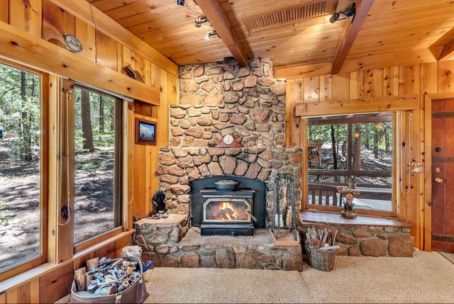 55170 Daryll Road, Idyllwild, CA 92549