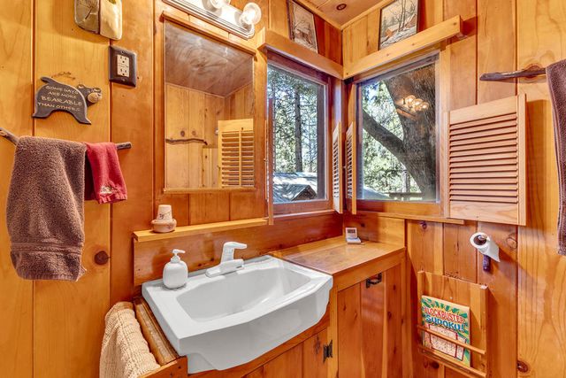 55170 Daryll Road, Idyllwild, CA 92549