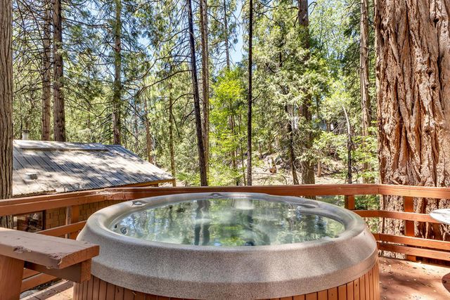 55170 Daryll Road, Idyllwild, CA 92549