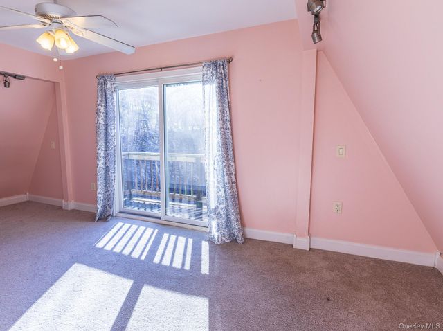 17 Hilltop Avenue, Newburgh, NY 12550