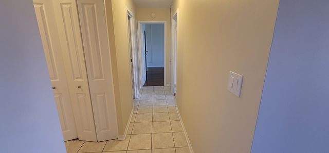 1515 E Central Road 318C, Arlington Heights, IL 60005