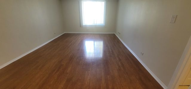 1515 E Central Road 318C, Arlington Heights, IL 60005