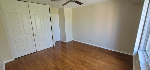 1515 E Central Road 318C, Arlington Heights, IL 60005