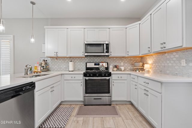 13729 WINFORD Avenue, El Paso, TX 79928