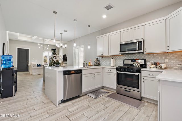 13729 WINFORD Avenue, El Paso, TX 79928