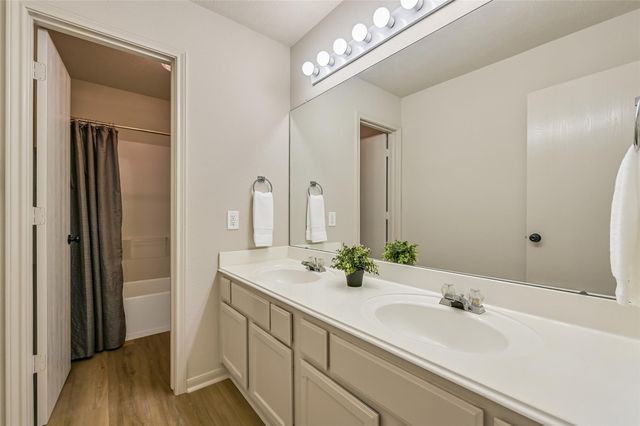 1404 Hollier Road, Friendswood, TX 77546