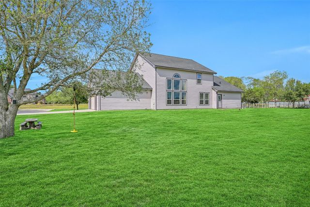 1404 Hollier Road, Friendswood, TX 77546