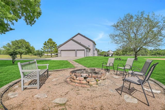 1404 Hollier Road, Friendswood, TX 77546