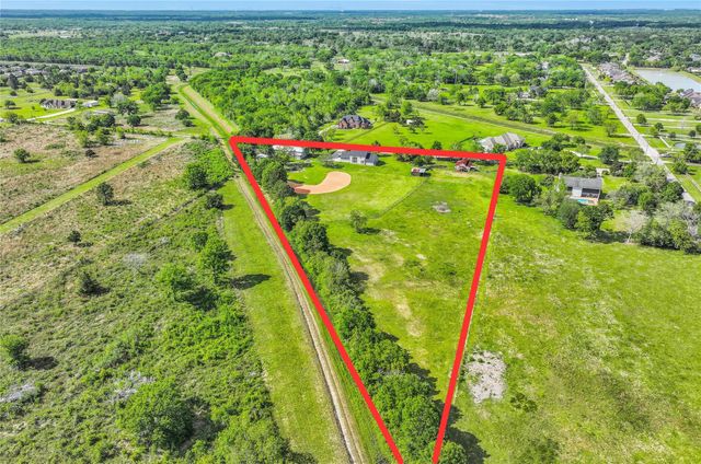 1404 Hollier Road, Friendswood, TX 77546