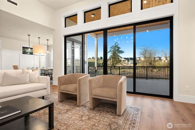 17104 NW 7TH Avenue, Ridgefield, WA 98642