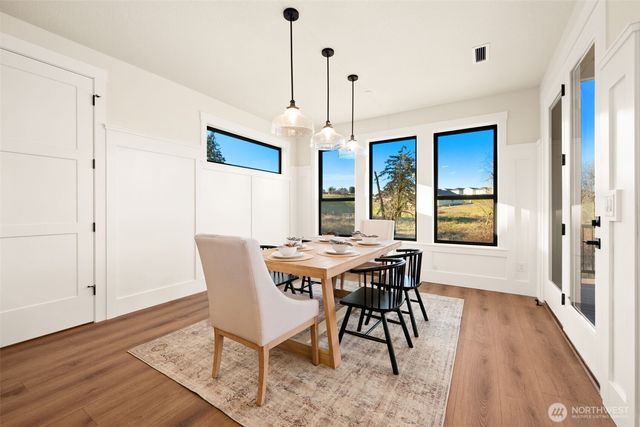 17104 NW 7TH Avenue, Ridgefield, WA 98642