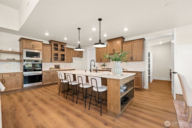 17104 NW 7TH Avenue, Ridgefield, WA 98642