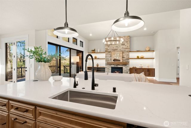 17104 NW 7TH Avenue, Ridgefield, WA 98642