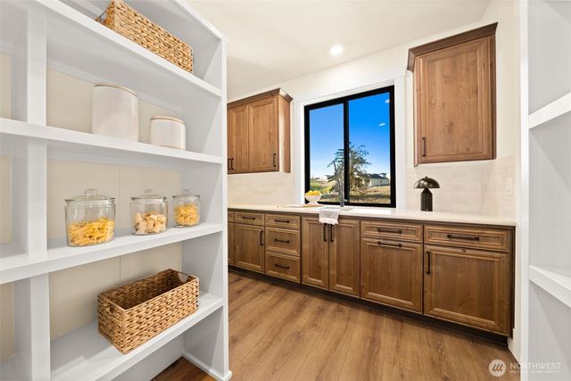 17104 NW 7TH Avenue, Ridgefield, WA 98642