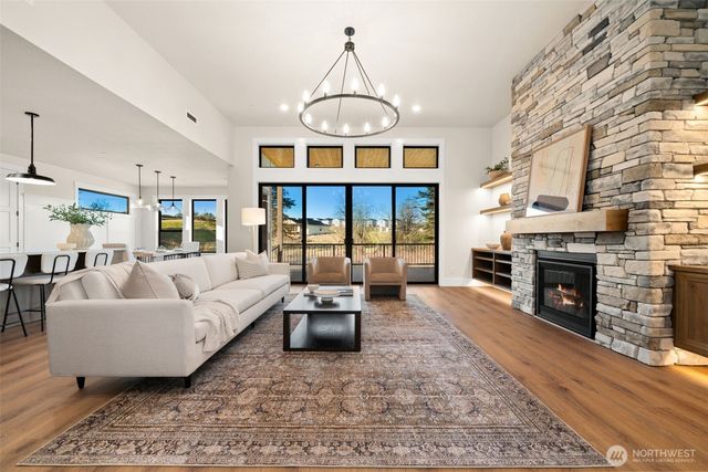 17104 NW 7TH Avenue, Ridgefield, WA 98642