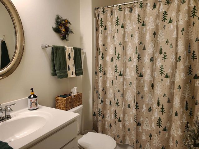 643 Cadence CIRCLE, Lake Geneva, WI 53147